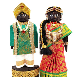 Handcrafted Wooden Traditional Dolls – Red & Green – 7