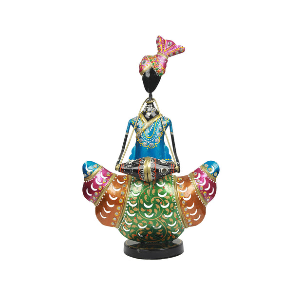 AO IRON MUSICIAN SITTING