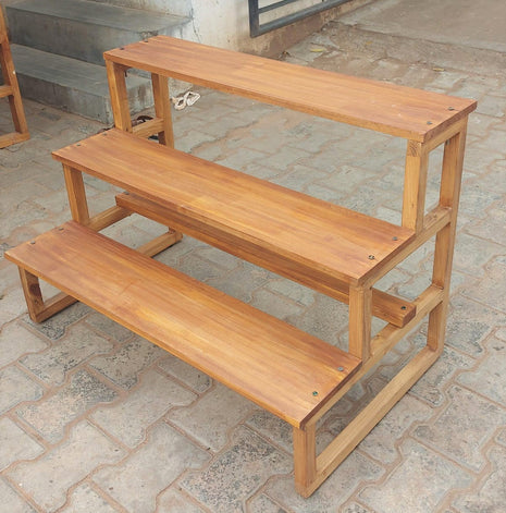 WOODEN  GOLU STAND 3 STEPS