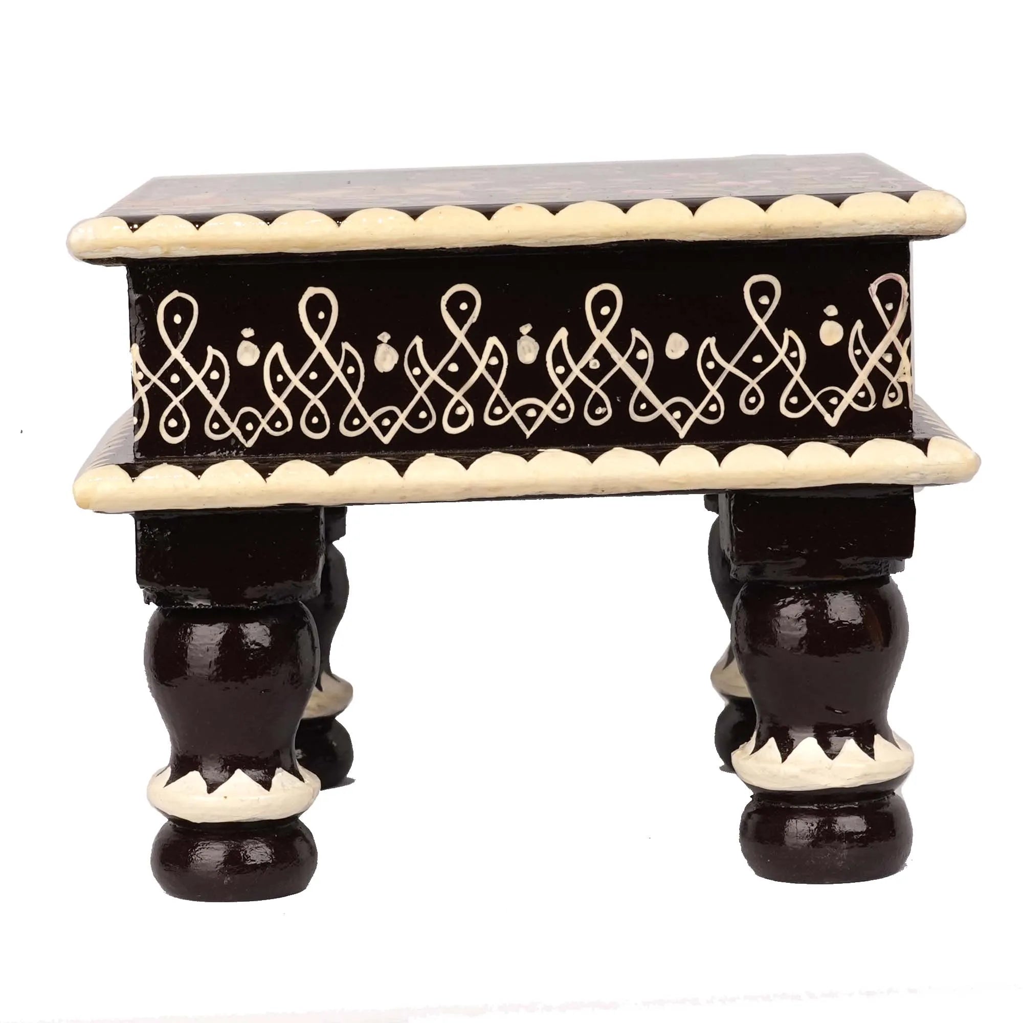 Handcrafted Wooden Cow Design Chowki – 8×8