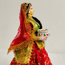 Assorted dolls