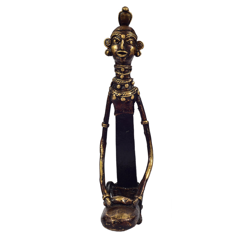 Bastar Lady Sitting ragaarts.myshopify.com