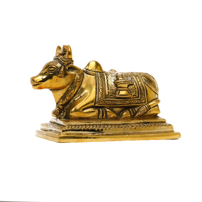SITTING NANDI